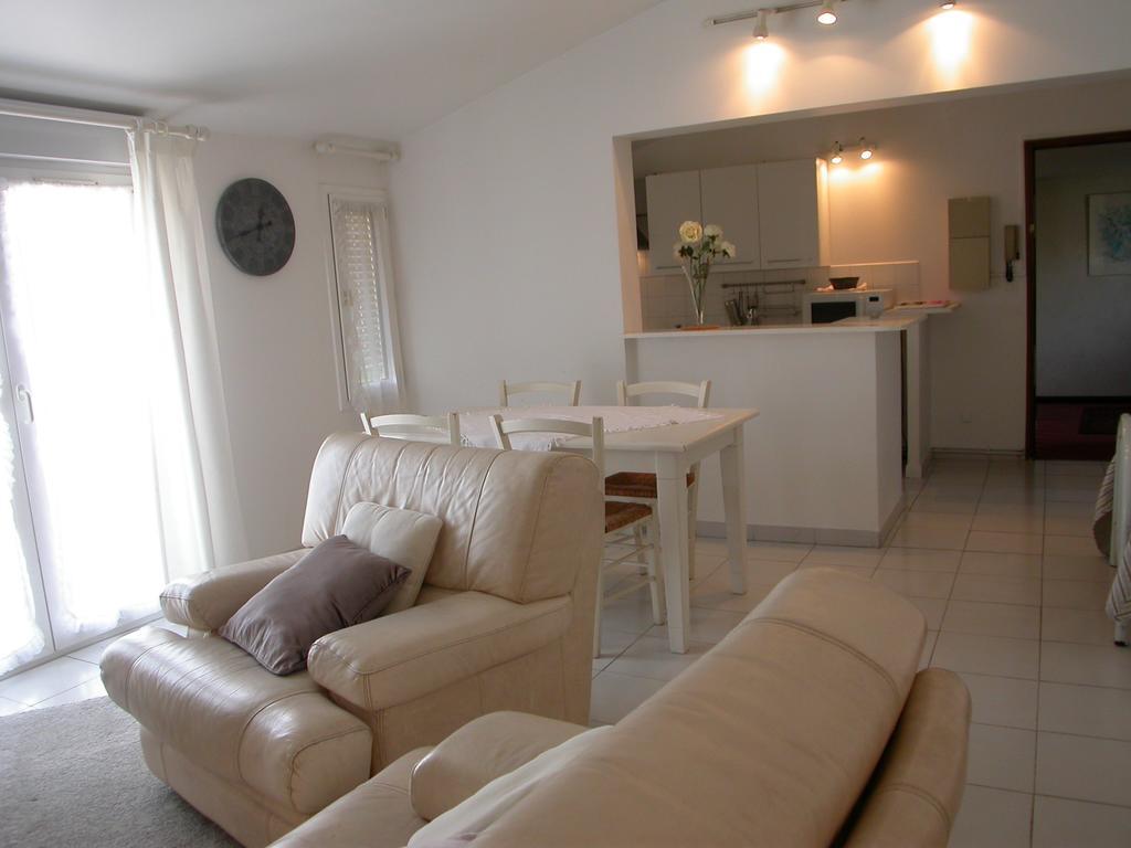 Apartments La Madeleine Авиньон Номер фото