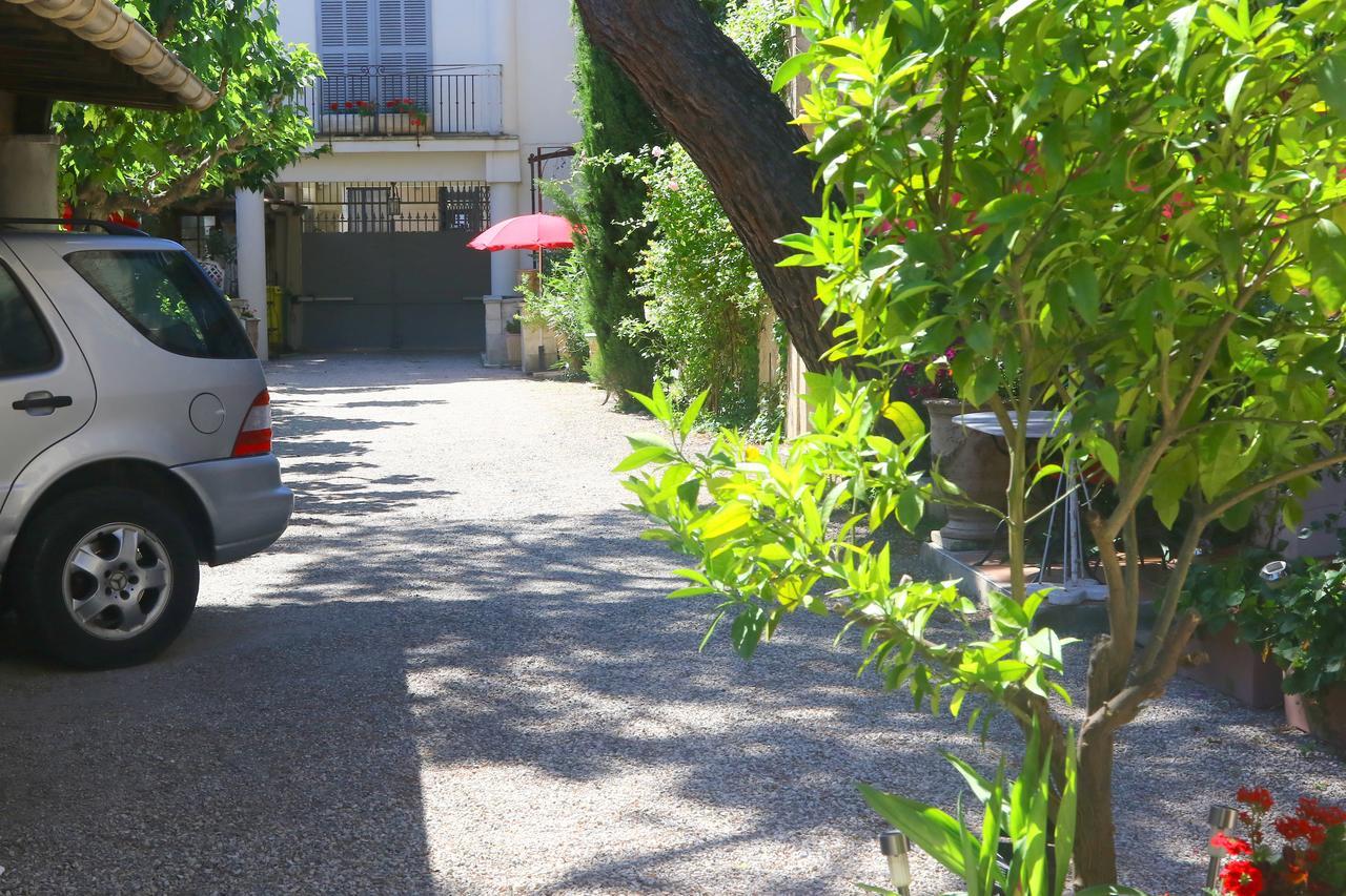 Apartments La Madeleine Авиньон Экстерьер фото